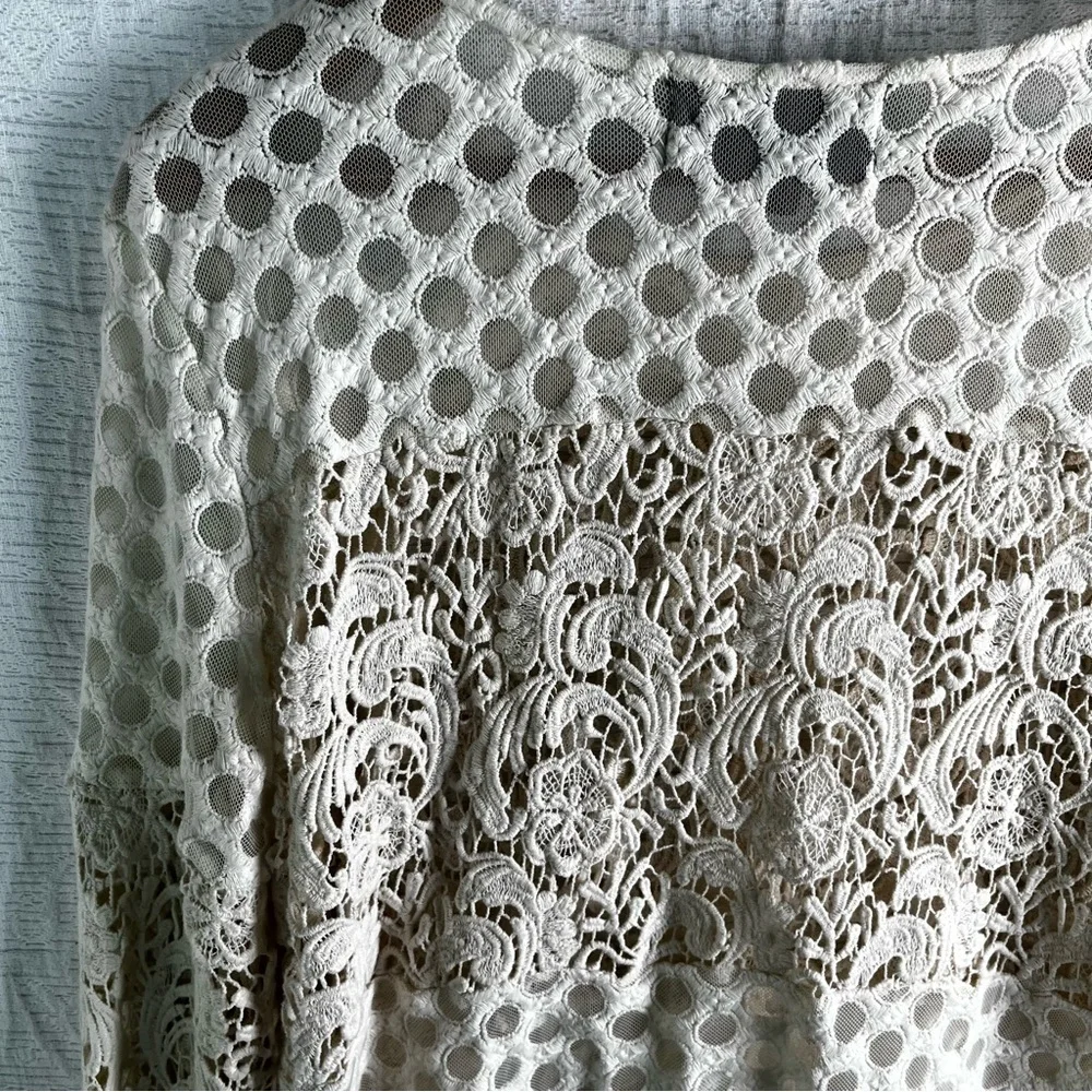 Sunday in Brooklyn Tunic Top Womens Large Crochet Cotton Sheer Lace Cream Shirt
